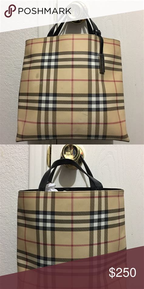 inside burberry bag